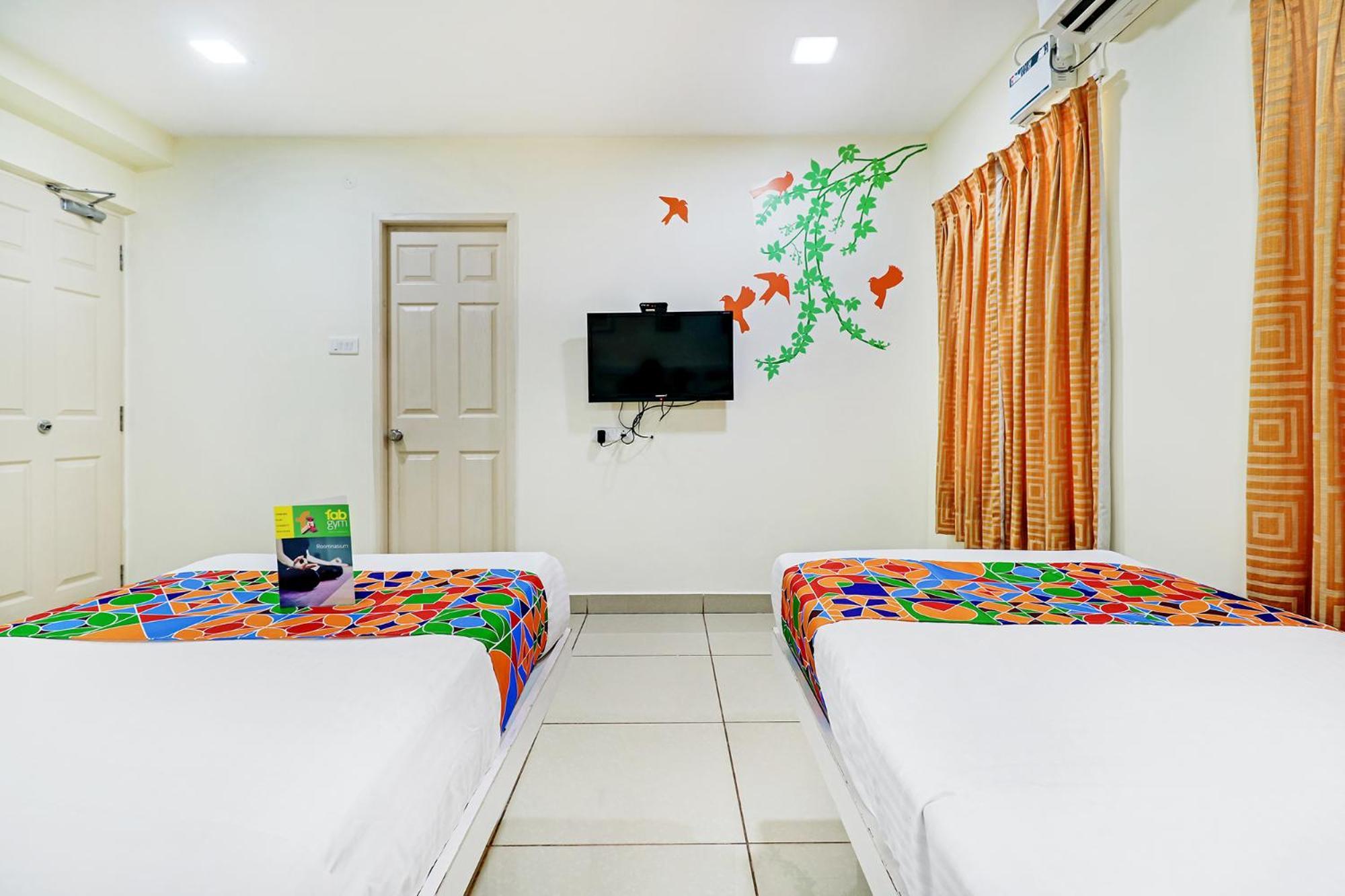 Fabhotel Colors Service Apartment - Nr Mrc Nagar Chennai Exterior photo